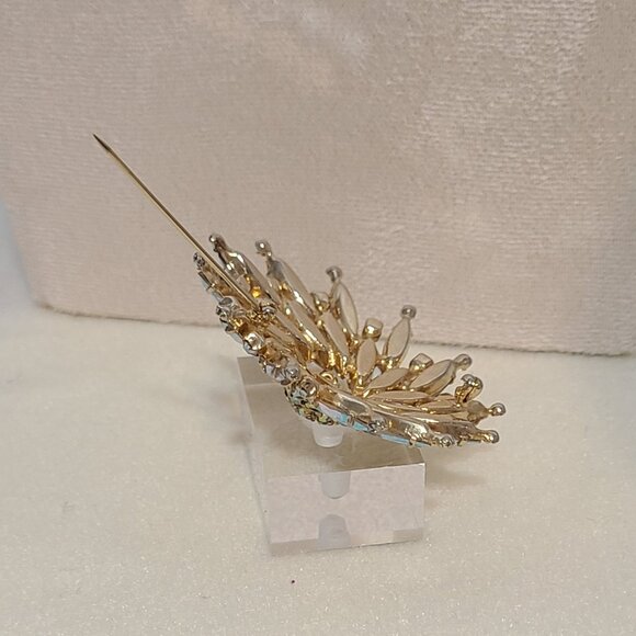 Sherman Aurora Borealis Crystal Pinwheel Brooch - Picture 6 of 10